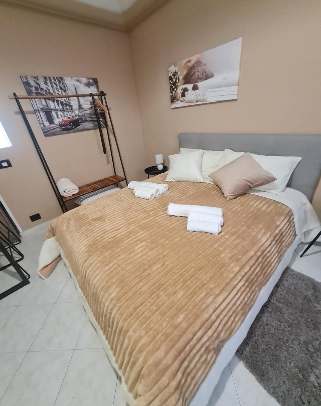 Ma Maison Etnea Aeroporto di Catania Fontana Rossa Esterno foto
