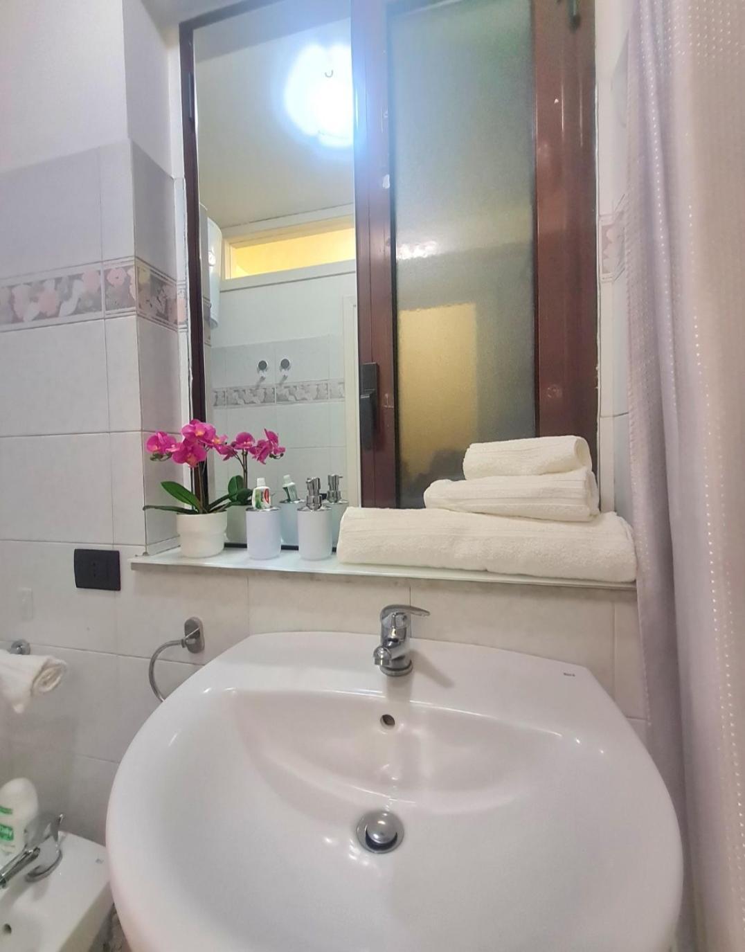 Ma Maison Etnea Aeroporto di Catania Fontana Rossa Esterno foto