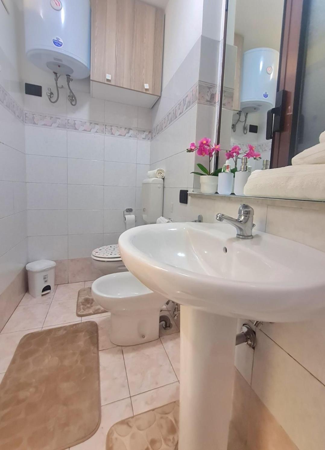 Ma Maison Etnea Aeroporto di Catania Fontana Rossa Esterno foto